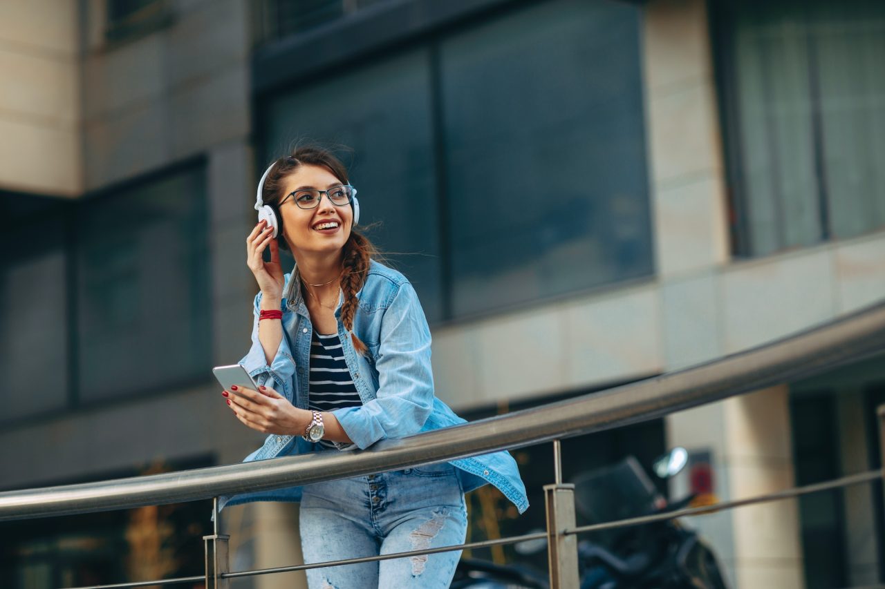 Explora los nuevos ritmos de los artistas independientes